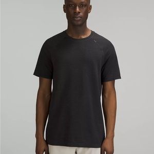 Lululemon Metal Vent Tech Short-Sleeve Shirt size Small